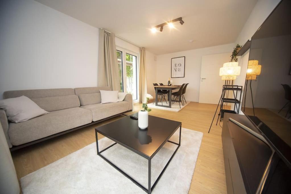 Central Apartment / Bbq Terrace / Big Netflixtv 바이로이트 외부 사진